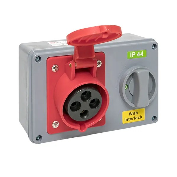 EKF Socket with Lock and Switch - Plastic - Red 3