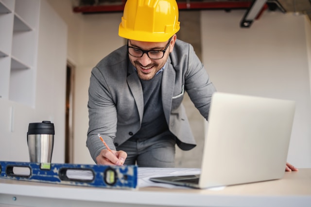 4 Reasons Why Construction Service Providers Should Join an Online Marketplace